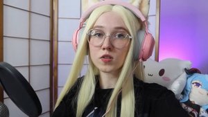 КАК Я СТАЛА КЛИ из Genshin Impact ? Делаю ушки и бомбочки для косплея