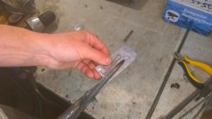 Оса из Болтов,как сделать осу из гаек и болтов