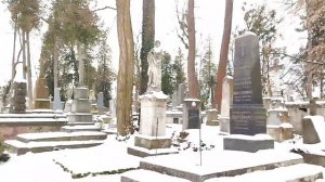 Львов лычаковское кладбище никрополь