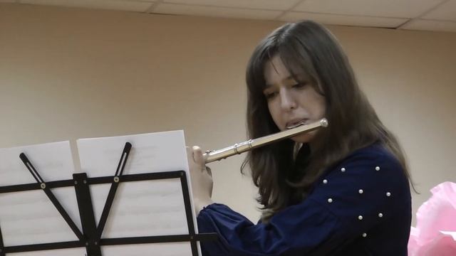 А. Безенсон. "Хадзiла пава па высокай гарэ" Софья Аврейцевич - флейта, Анжелика Ниживинская - ф-но смотреть онлайн