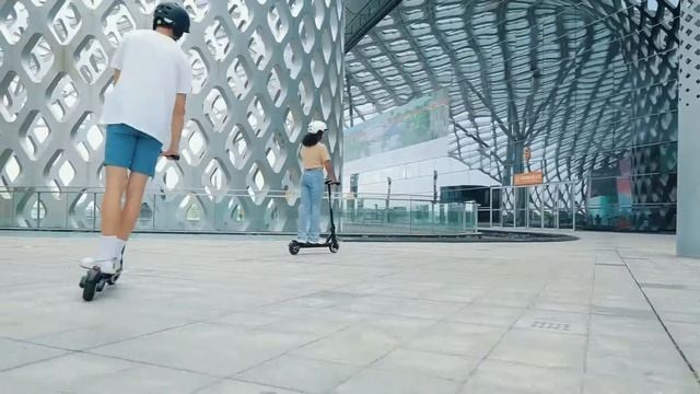 MICROGO E-Scooter M8 смотреть онлайн