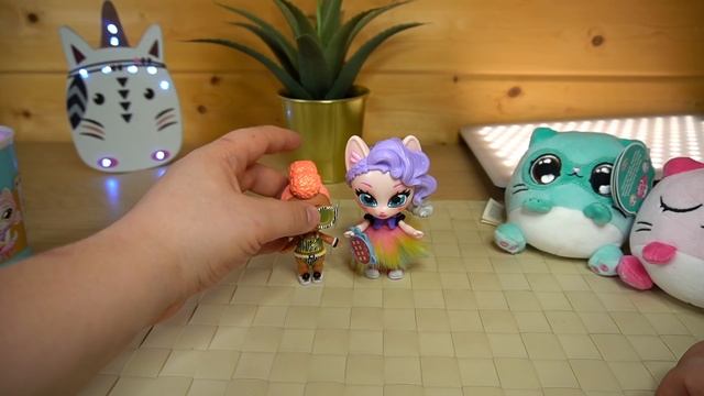 Котенок из Киттен Кафе С ЗАПАХОМ Kitten Kaffee Surprise смотреть онлайн