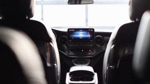 Mercedes-Benz V-Класс, II 300 d длинный 2.0d AT (237 л.с.) 4WD 2022. Самара-Моторс.