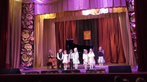 "Родная земля" (Слова Е. Руженцева, музыка Я. Дубравина)