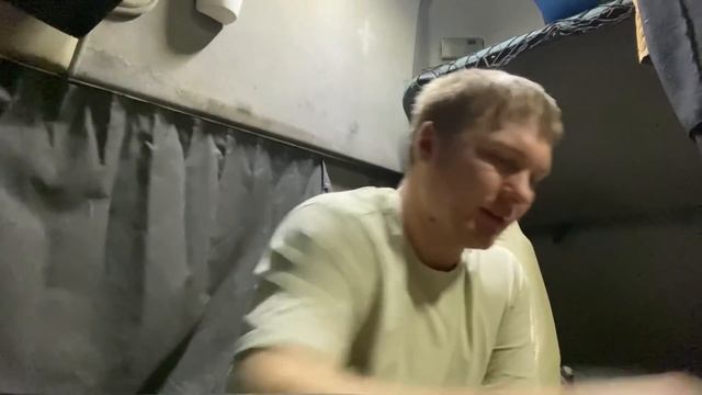 Готовим морепродукты в кабине под пивко. Лучше Вольво может быть только новая Вольво! смотреть онлайн