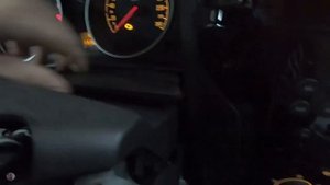 Снимаем панель приборов Opel Zafira B