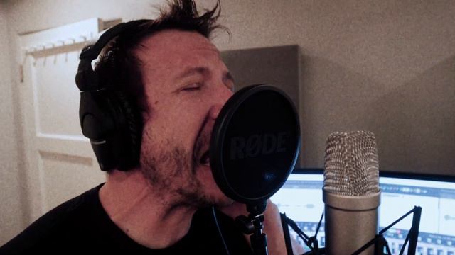 Seventeen Going Under - Sam Fender (Cover) - feat. Summer Paige смотреть онлайн