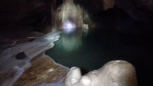 Суворовские пещеры  Подземное озеро
