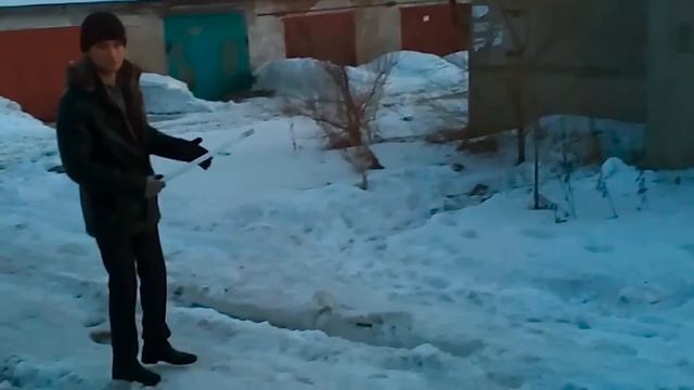 НЕВЕРОЯТНАЯ ФЕЕРИЯ!!! КАК ПРАВИЛЬНО РАЗБИТЬ ЛАМПУ ДНЕВНОГО СВЕТА!!! смотреть онлайн