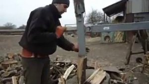 Самодельный механический топор - колун  на пружине часть 4
