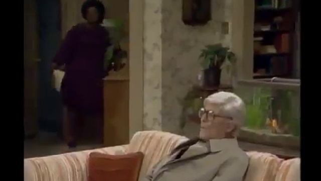 Gimme a Break Season 4 смотреть онлайн