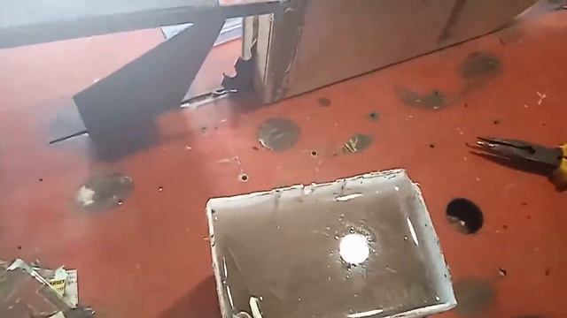 Переработка и изготовление пластин свинцового аккумулятора.