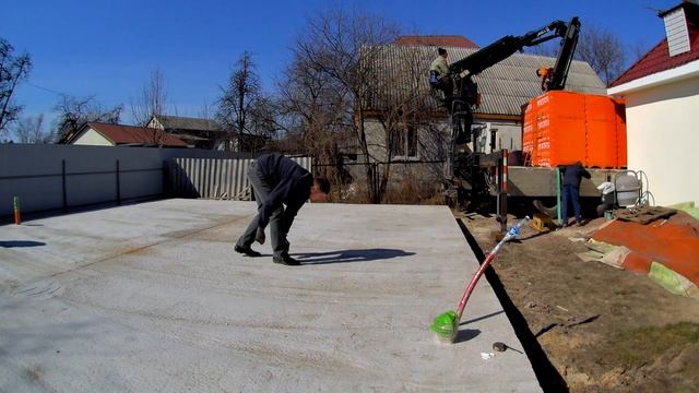 Какой Газоблок лучше купить Аерок или Стоун Лайт, и как мы выгружали его на участок смотреть онлайн