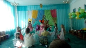 Танец,, Чайка над морской волной,,