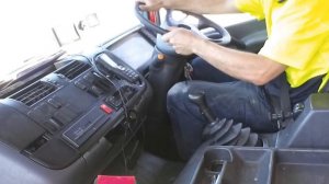 Truck driving, Mercedes atego manual changing gears