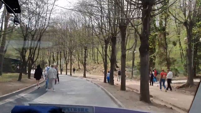 На электромобиле по Кисловодскому парку. Маршрут "Долина Роз - Колоннада". Проезд 200р.