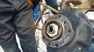 Обзор передней стойки от M50B20. Разбираем донорскую стойку BMW e34