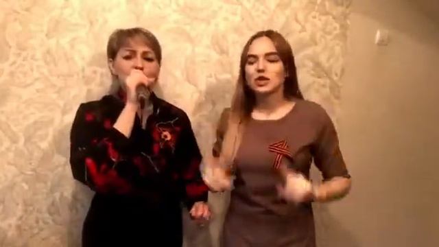 Песня "Андрюша" в исполнении Светланы Лелюховой и Нины Строколис (жестовое пение)