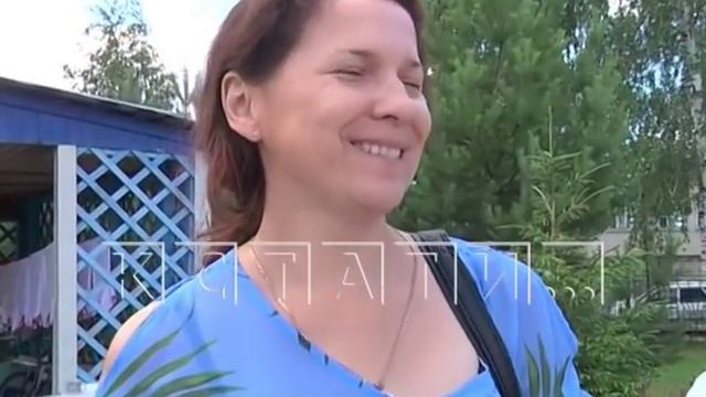 В Семенове здание спорт-школы сдали под жилье дорожникам, а дети переодеваются в гараже смотреть онлайн