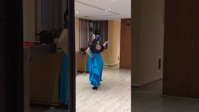 אנדורה ריקוד פלמנקו смотреть онлайн