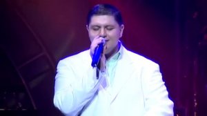 Armenchik "Nayum em Nkarit"  Live Kodak Theater 2005