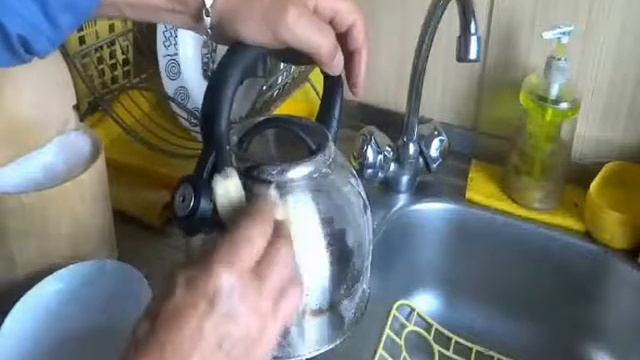 Супер простой способ как очистить сгоревший чайник из нержавейки
