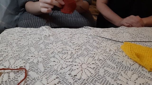 Учимся вязать изнаночные петли, первую петлю и последнюю петлю