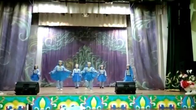 Танец "Эйдэгез, биибез" ("Давайте потанцуем") смотреть онлайн