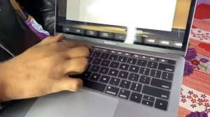 Should i Buy MacBook Pro ? Cost 2,00,000₹