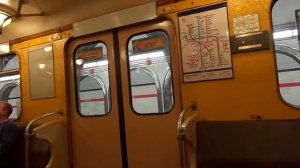 Метропоезд Санкт-Петербурга 10: метровагон Ем (ЛВЗ) б. 3885 - 1 линия (22.05.13)