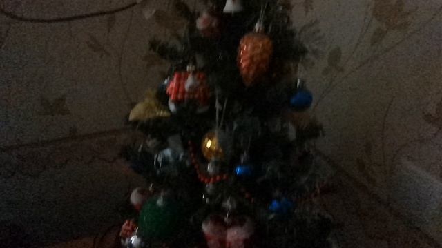 ЁЛОЧКА ВЕСНОЙ???