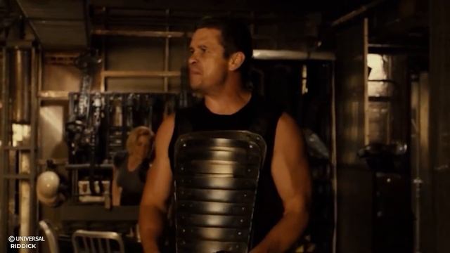 Man Was Left Alone On A Unexplored Planet Full of Alien Monsters смотреть онлайн