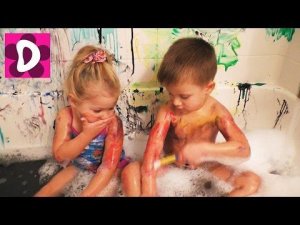Вся Ванная в КРАСКАХ!!! Рисуем в ванной! Цветное Мыло для Детей Бэтмен Немо краски ✿ Kids Diana Show
