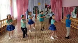 Танец "Детки - Конфетки" исп. дети  Детского сада "Бабочка" г.Новокуйбышевск. Муз.рук. С.Е.Шамбаров