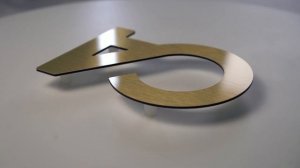 Aluminiumverbund gold gebürstet (Butlerfinish) mit Abstandhaltern 4k Materialvorschau