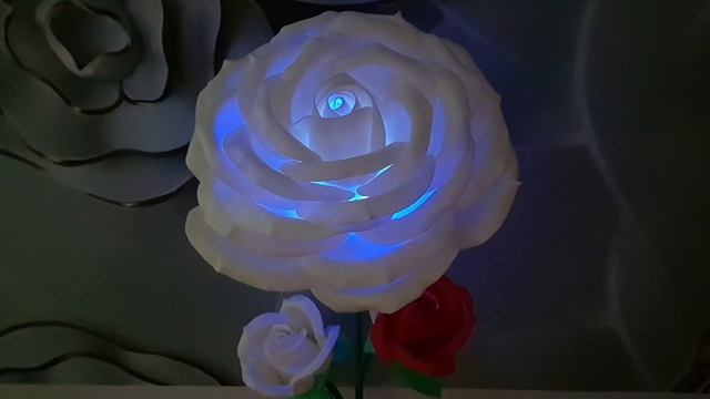 Роза светильник , ростовые цветы из изолона
