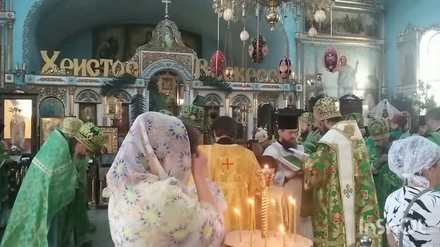 12 июня.Праздник Святой Троицы ?.13 июня,День Святого Духа ?.В нашем Храме. смотреть онлайн