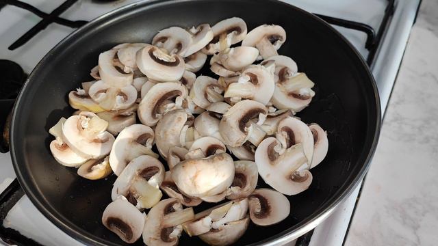 NUOVO! Melanzane al forno le più semplici e DELIZIOSE che abbia mai fatto! Ottimo contorno! смотреть онлайн