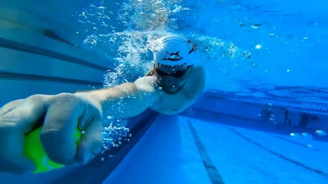 Как научиться плавать кролем? Чувство воды смотреть онлайн