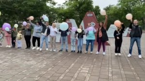 Клип подарок от семьи на юбилей 30 лет двойняшек, на мотив песни "Розовые розы Светке Соколовой"