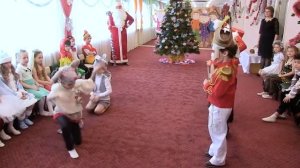 Танец Щелкунчик против мышей