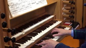 JS Bach:  Prelude in F Minor (BWV 534)