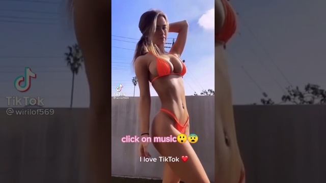 сексуальные девушки в Tik Tok