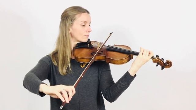 Händel Bourrée - Suzuki Book 2 - SLOWLY! смотреть онлайн