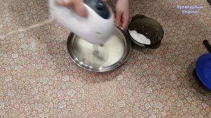 Шарлотка с яблоками в духовке. Рецепт шарлотки с яблоками и меренгой. Песочное тесто.