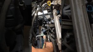 Замена прокладки ГБЦ (головки блока цилиндров) Toyota Prius 30 Часть 1