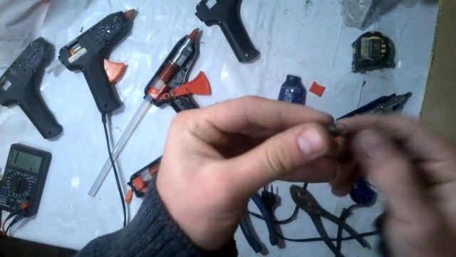 Ремонт клеевого пистолета. Частые поломки и их устранение.