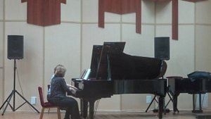 В. Гиллок Уличное кафе