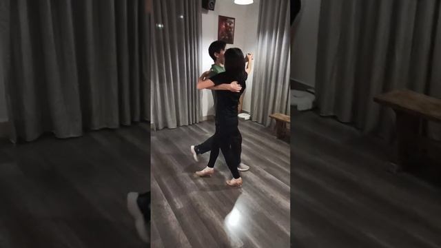 Танцуем медленный вальс. тренировка. Slow Waltz. Dance practice.