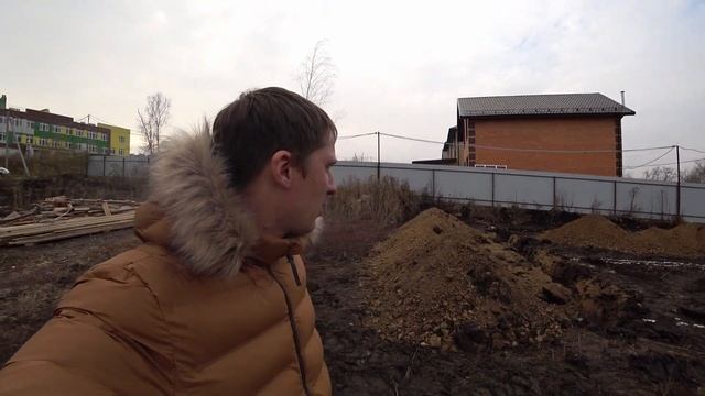 Одноэтажный дом из облицовочного кирпича. Начинаем копать фундамент. #строительство #дом #фундамент смотреть онлайн